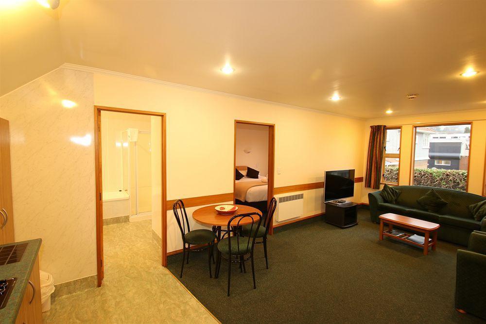 Amross Motel Дюндин Екстериор снимка