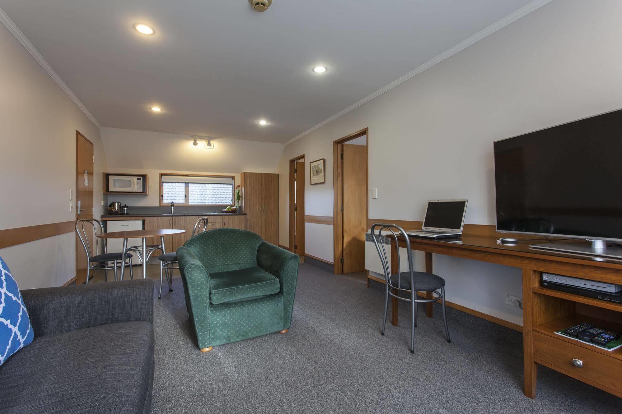 Amross Motel Дюндин Екстериор снимка